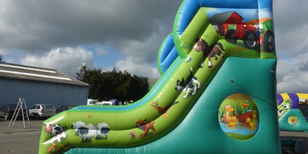 Toboggan ferme en folie 1